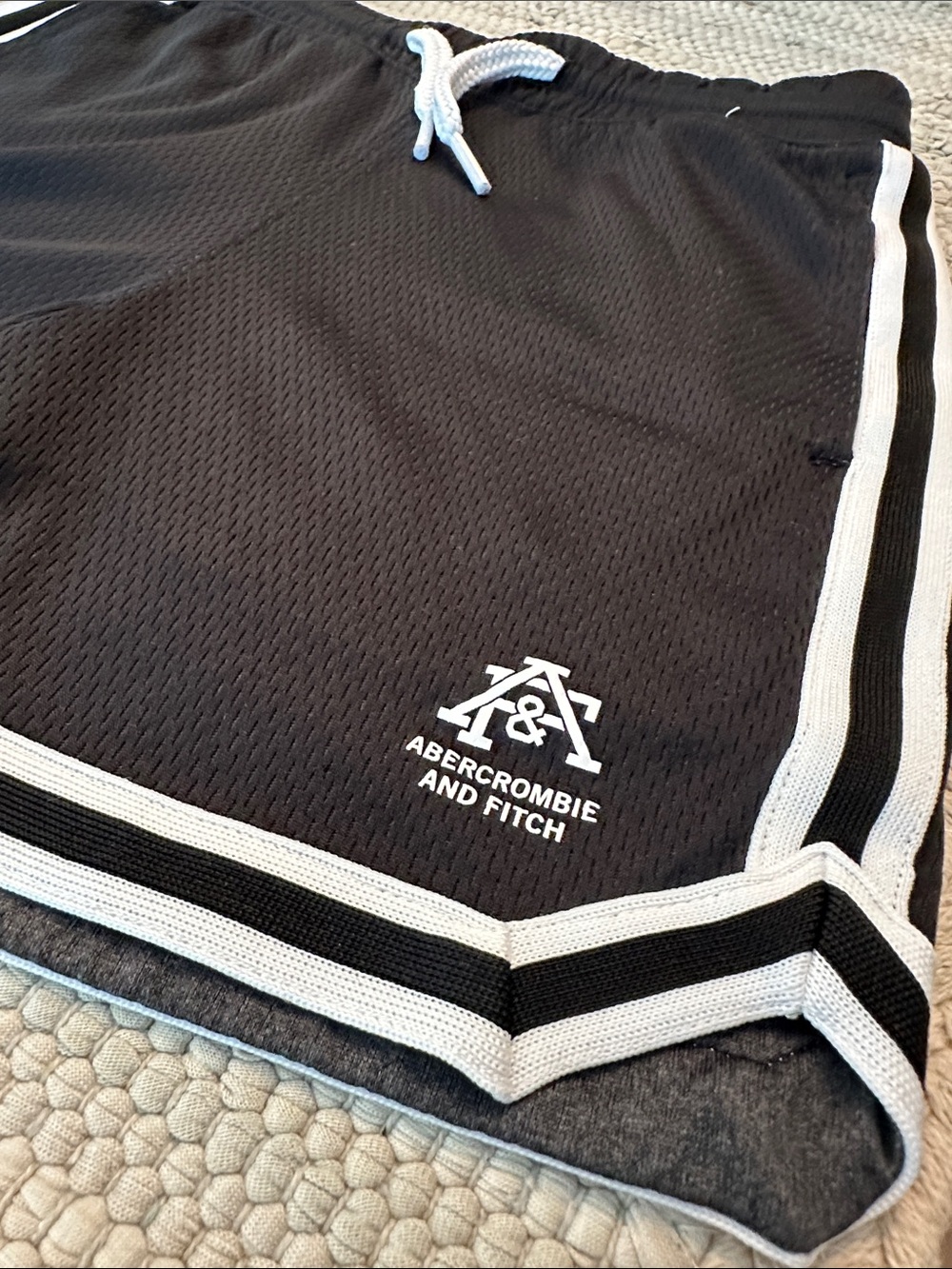 Abercrombie Kids Black Shorts with White Trim size 7/8 - Picture 5 of 5